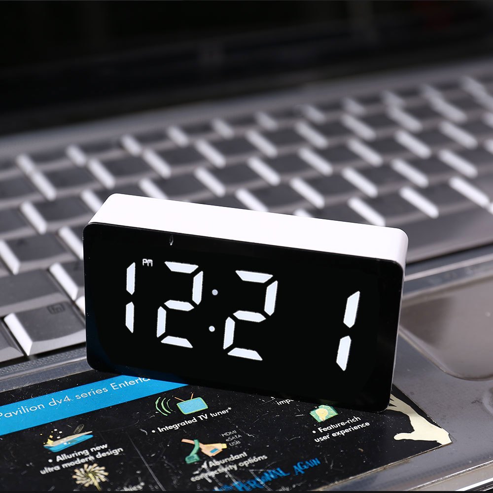 Elektroniczny zegarek LED Lust – Smartwatch Faces recenzja i cena